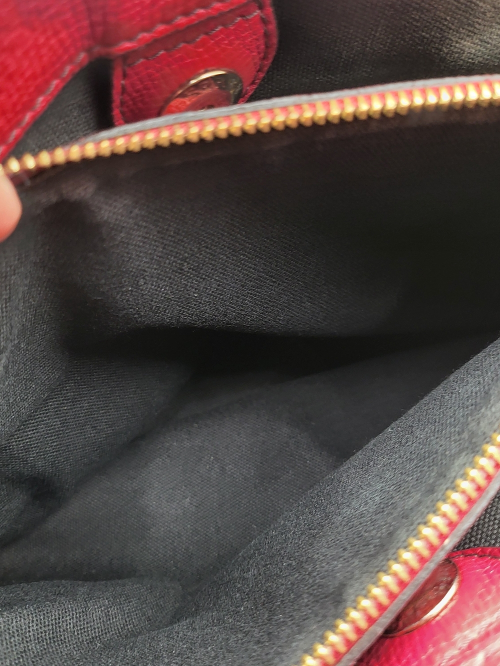 BURBERRY Grainy Calfskin House Check Medium Banner Tote Red, Auth w/COA. - Picture 13 of 16